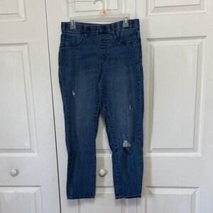 Judy Blue Dark Blue Distressed Ankle Crop Jeans